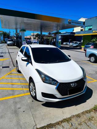 HYUNDAI HB20 1.0 UNIQUE 12V FLEX 4P MANUAL